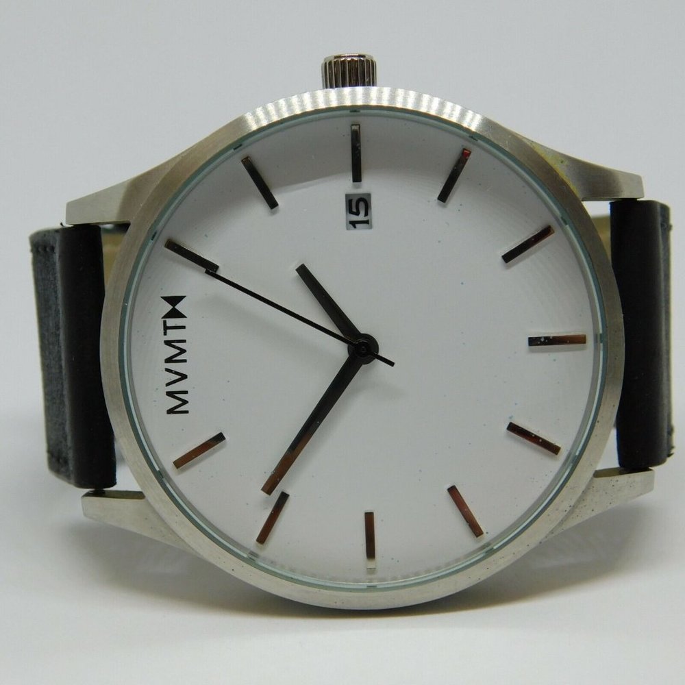 MVMT Silver Tone Case Genuine Leather Quartz Analog Men's Watch New Battery